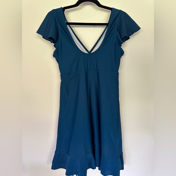 Blooming Jelly Tummy Control Swimdress | One-Piece Skirted Swimsuit NWT Size M - Picture 4 of 6